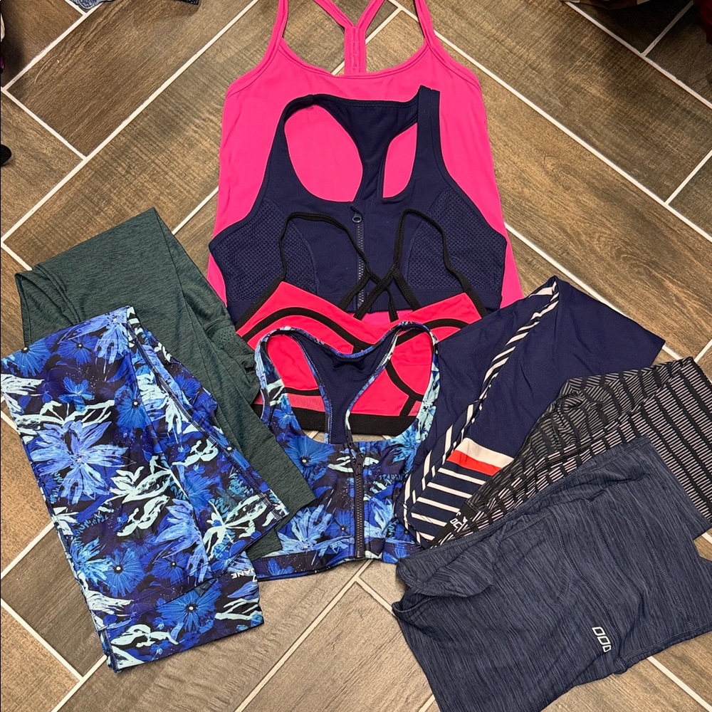 Lorna Jane 9 piece workout lot
